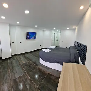 Estudio En 1 Linea Playa Apartamento Torremolinos